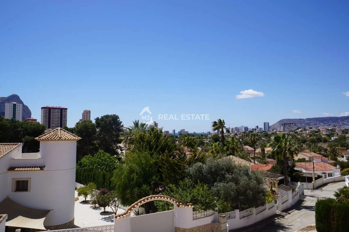 Villa en Calpe, ID J596209