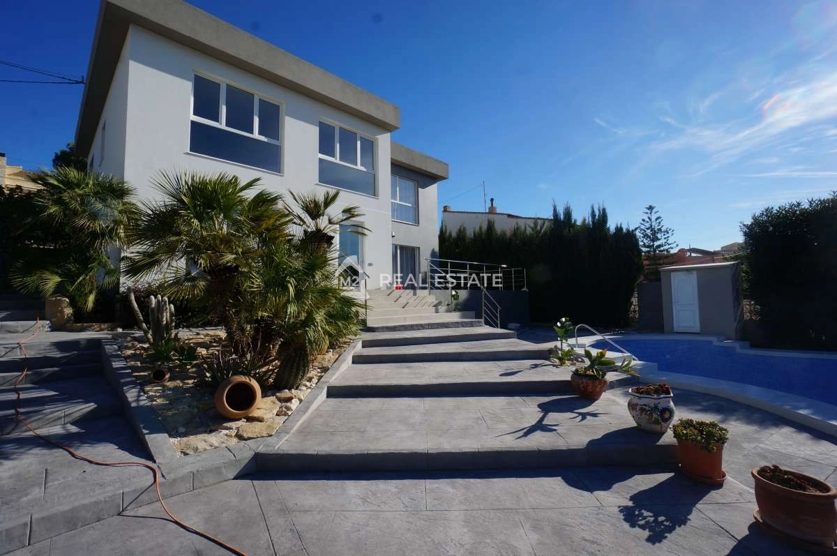 Villa en Calpe, ID J539578