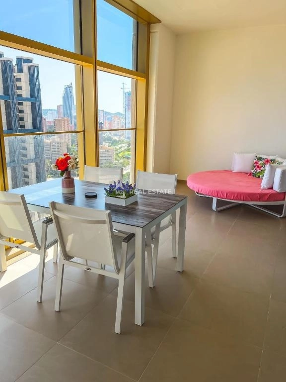 Apartamento en Benidorm, ID J584932