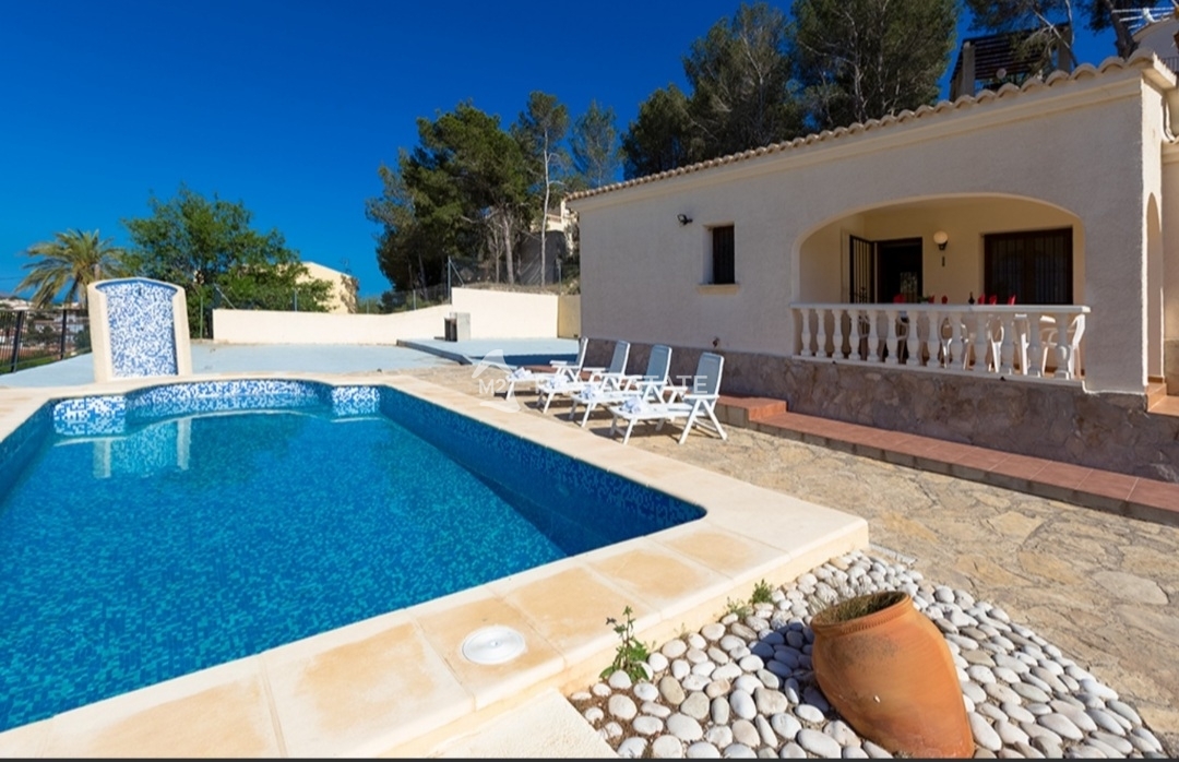 Villa en Calpe, ID J478614