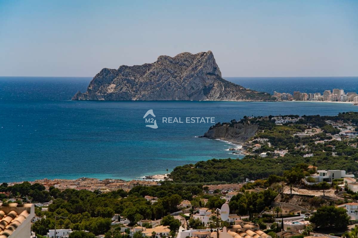 Villa en Moraira, ID J600176