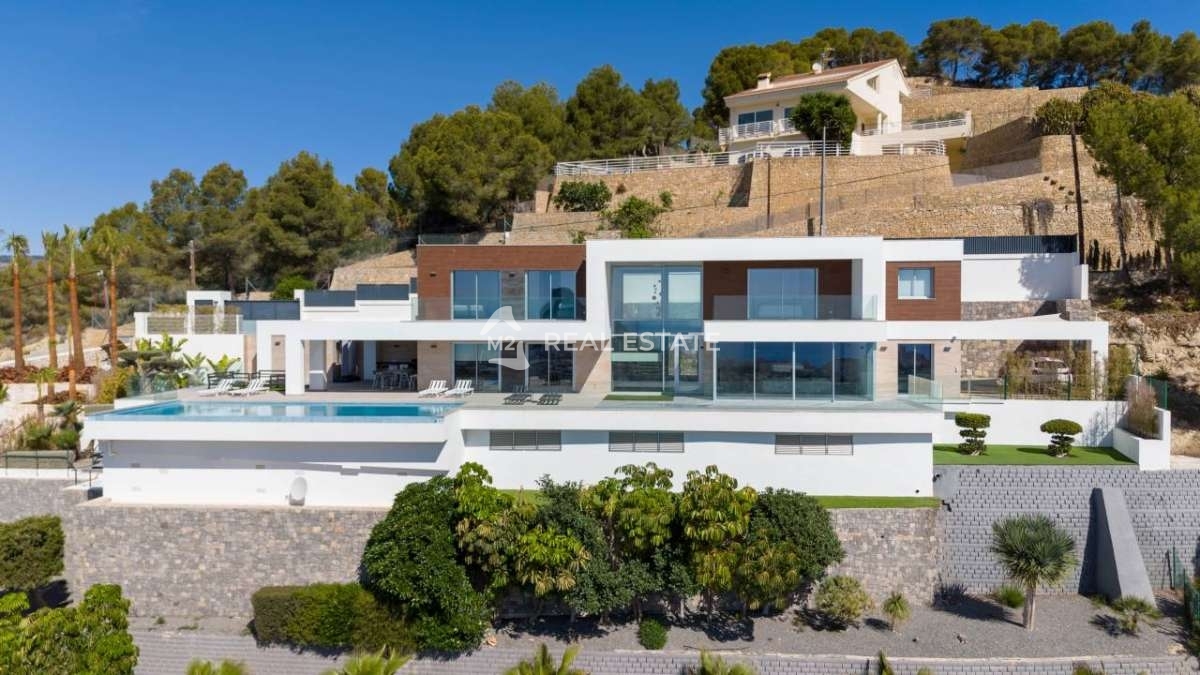 Villa en Calpe, ID J621671