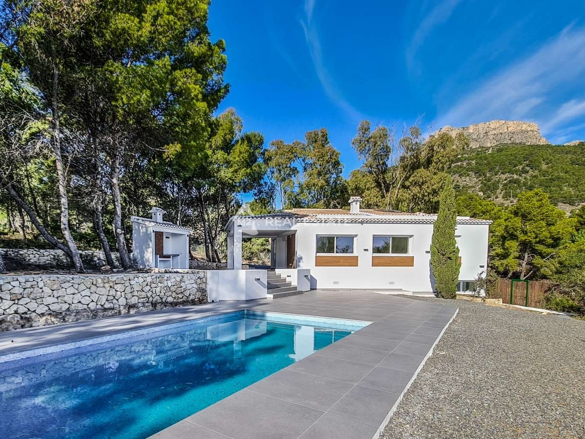 Villa en Calpe, ID J505187