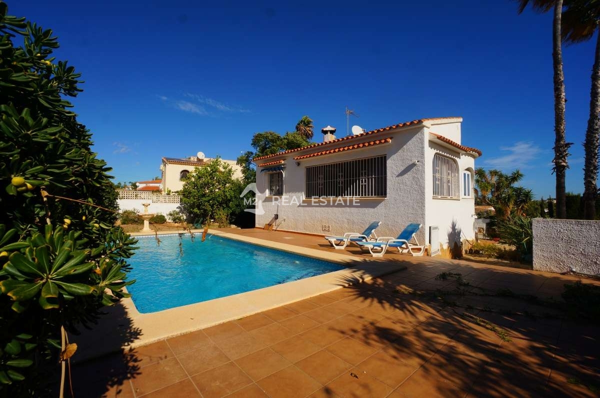 Villa en Calpe, ID J567390