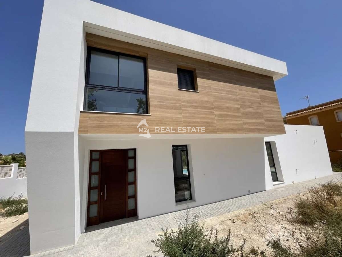 Villa en Calpe, ID J465230