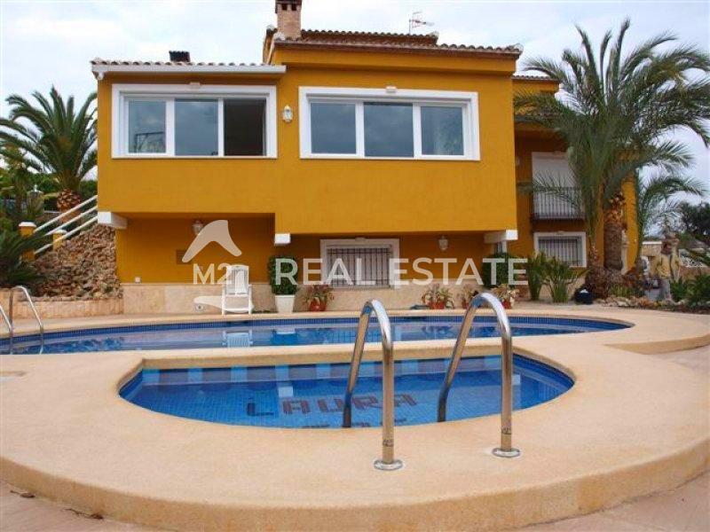 Villa en Calpe, ID G29345