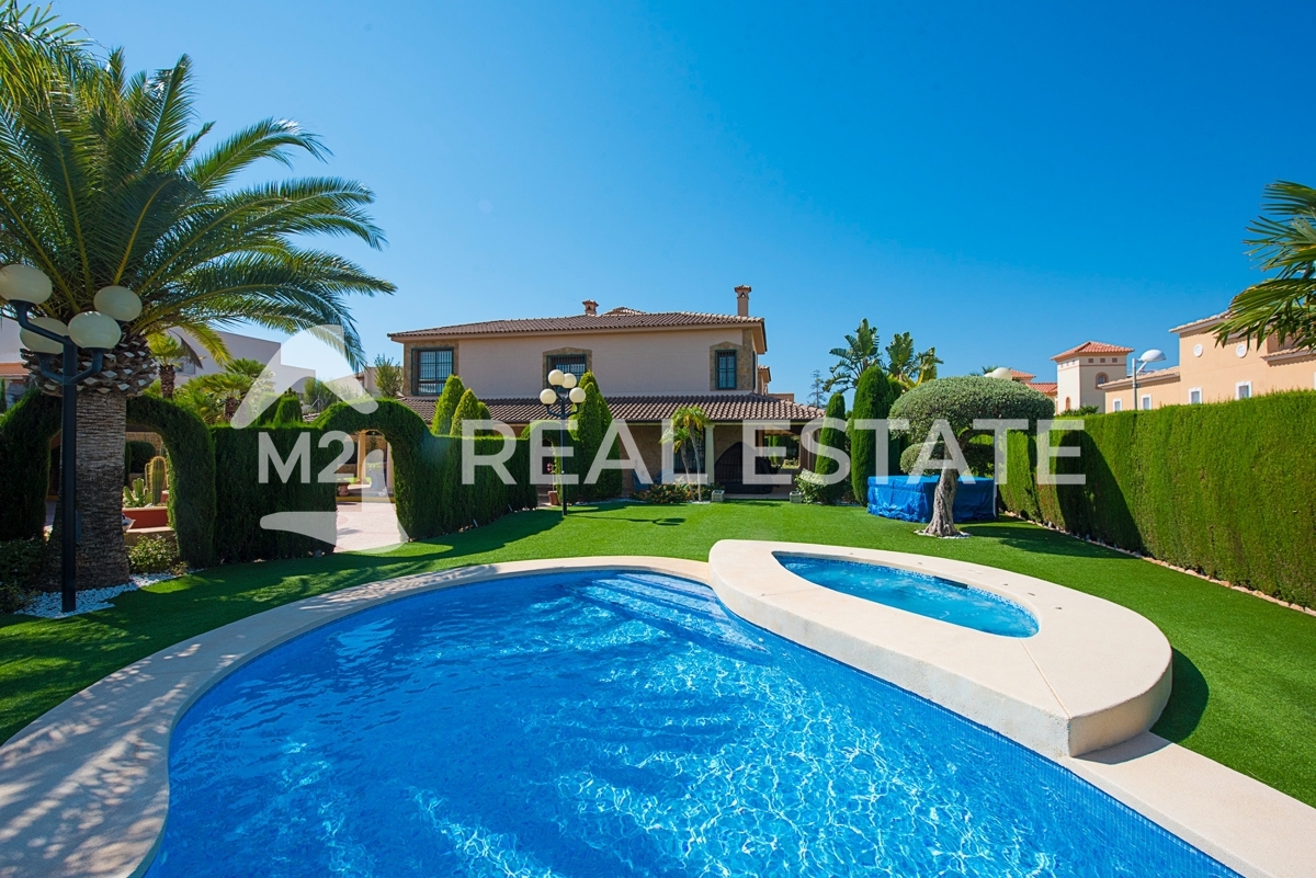 Villa en Calpe, ID P69